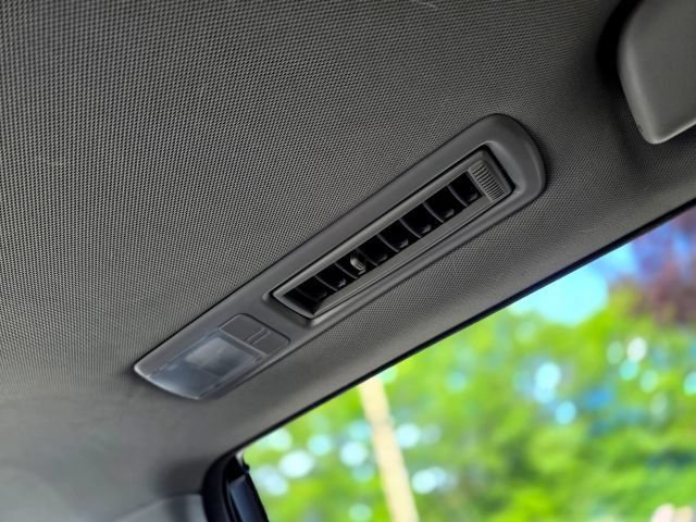 Used 2015 Toyota Highlander Limited AWD/4WD image 53