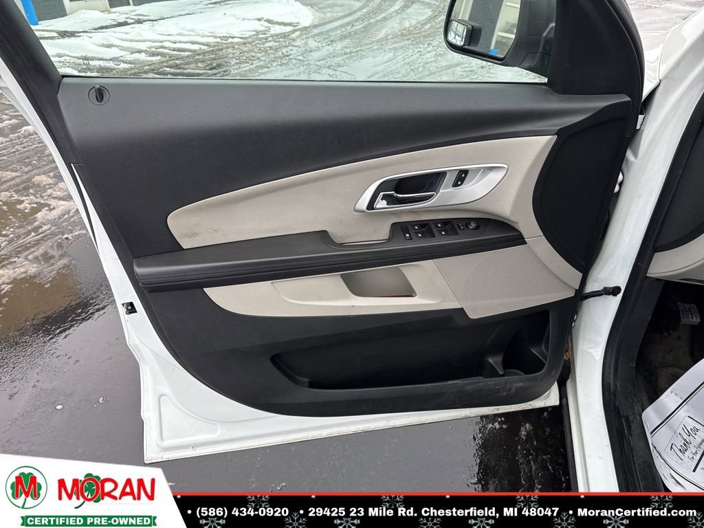 Used 2018 Chevrolet Equinox LT w/ Sun & Infotainment Package image 10