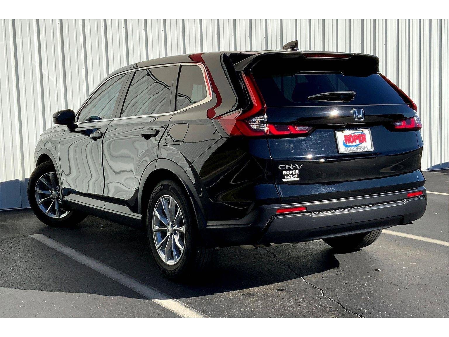 Used 2023 Honda CR-V EX image 10