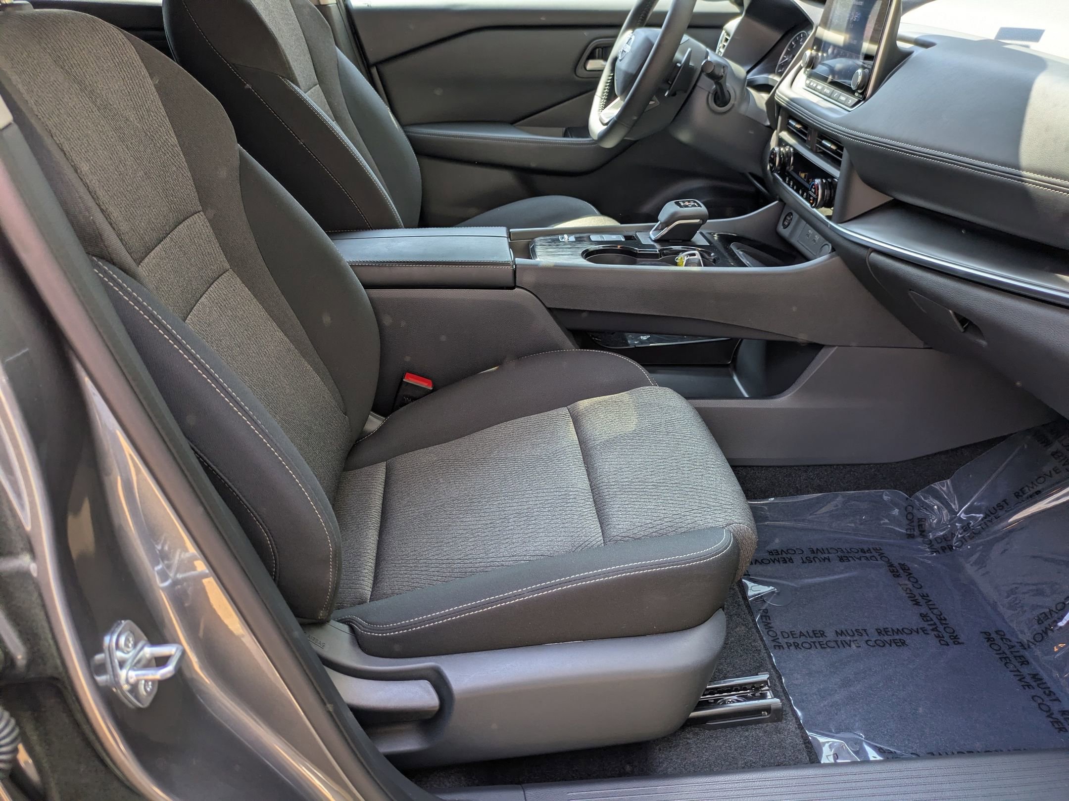 Used 2026 Nissan Rogue SV image 37