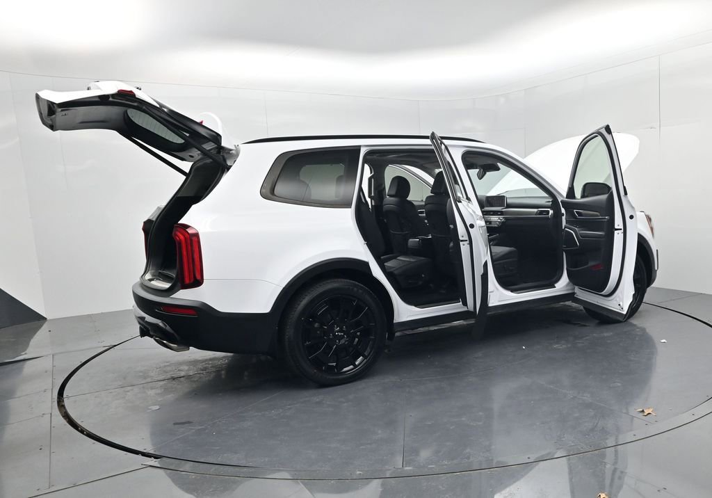 Used 2022 Kia Telluride SX w/ SX Prestige Package image 68