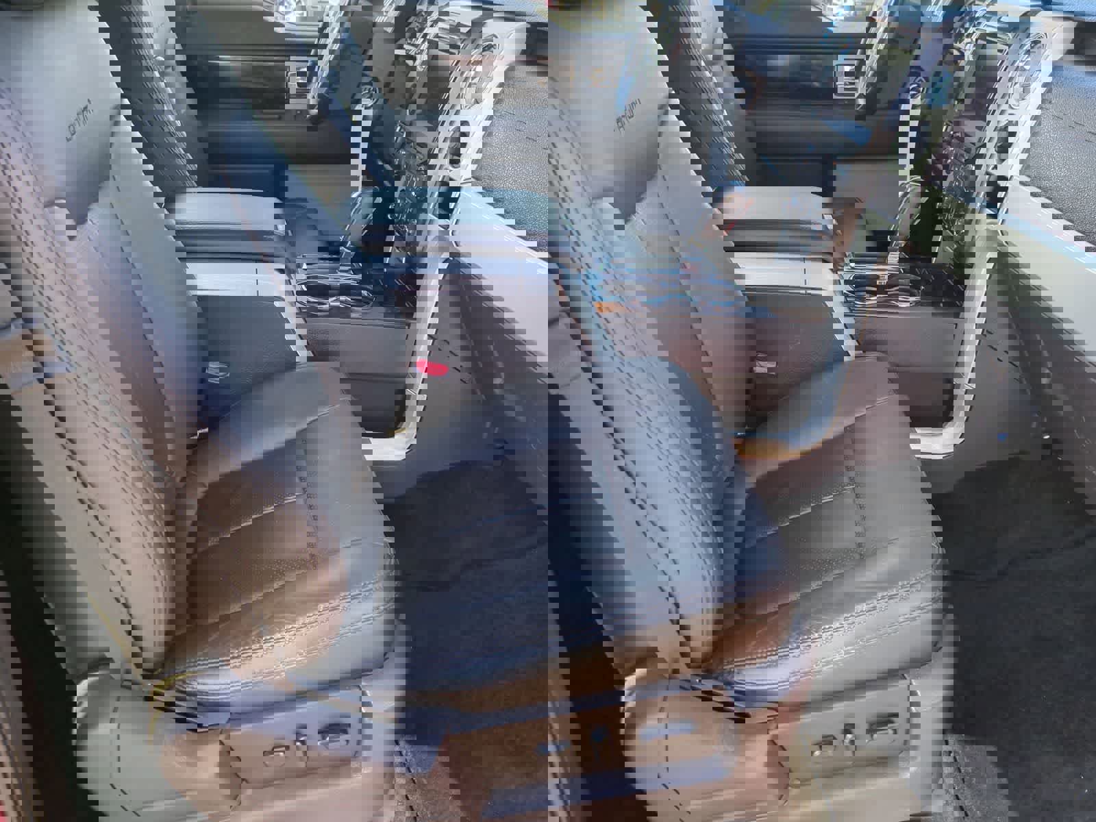 Used 2014 Ford F150 Platinum image 23