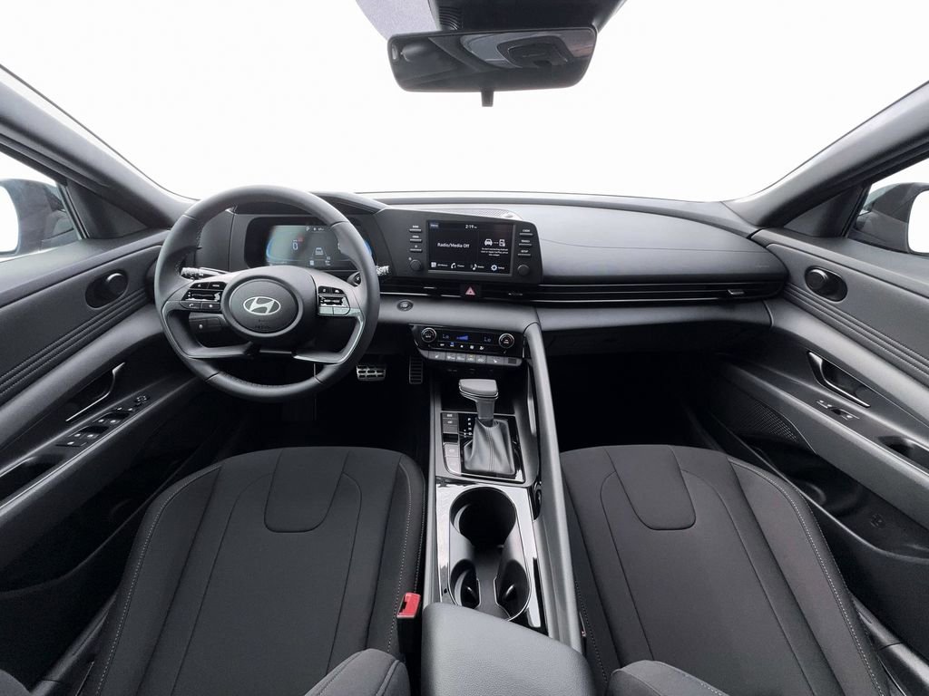New 2026 Hyundai Elantra SEL Sport image 19