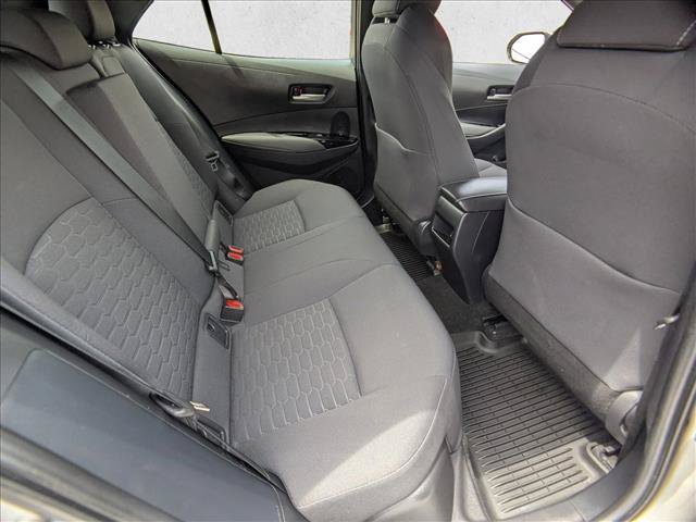 Used 2021 Toyota Corolla SE w/ SE Preferred Package FWD image 19
