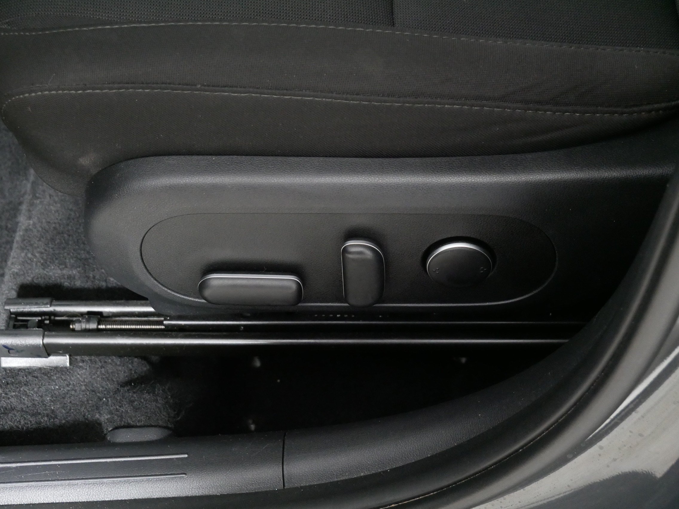 Used 2025 Hyundai Kona SEL AWD/4WD image 20