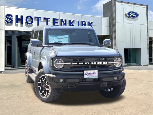 New 2025 Ford Bronco Outer Banks