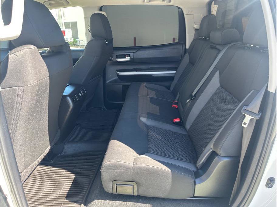 Used 2015 Toyota Tundra SR5 w/ TRD Off Road Package AWD/4WD image 18