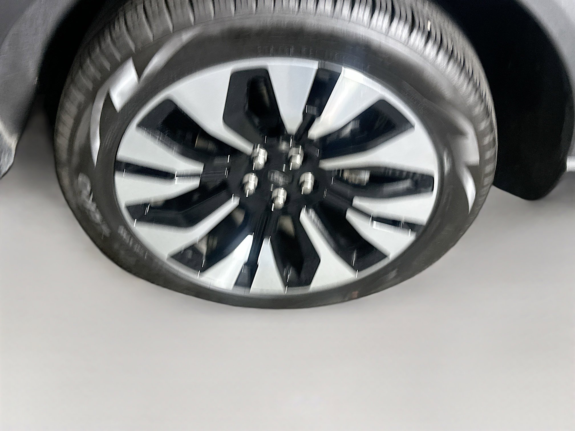 Used 2025 Ford Explorer Platinum w/ LUX Leather Package image 11