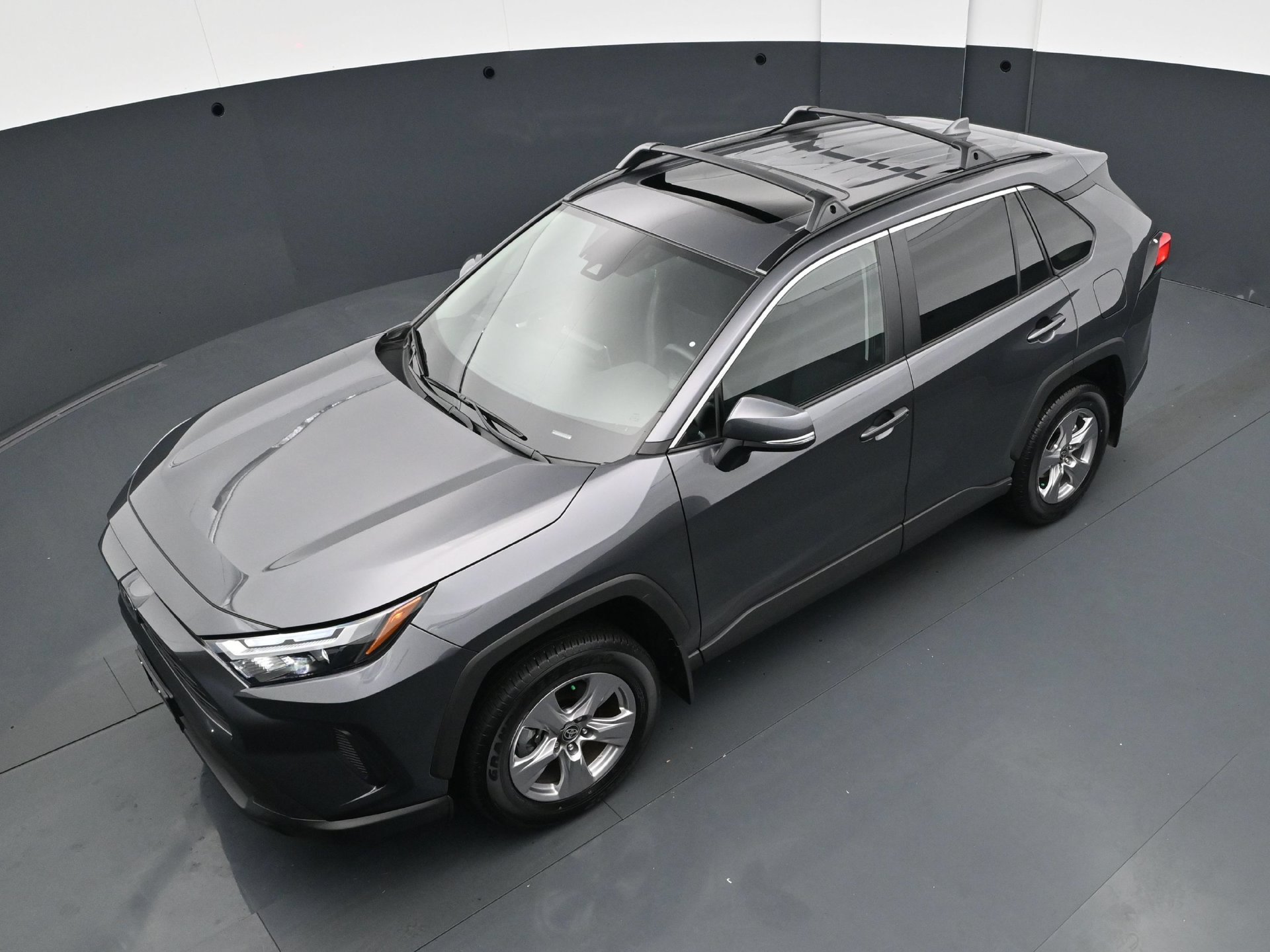 Used 2025 Toyota RAV4 XLE w/ Convenience Package AWD/4WD image 40