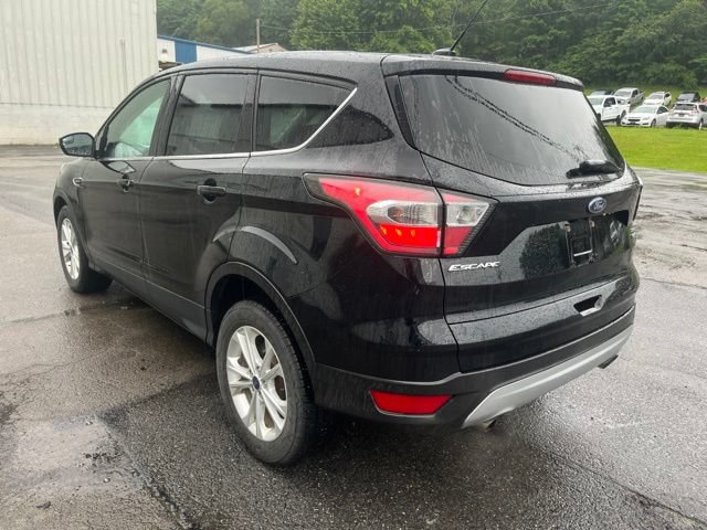 Used 2017 Ford Escape SE AWD/4WD image 8