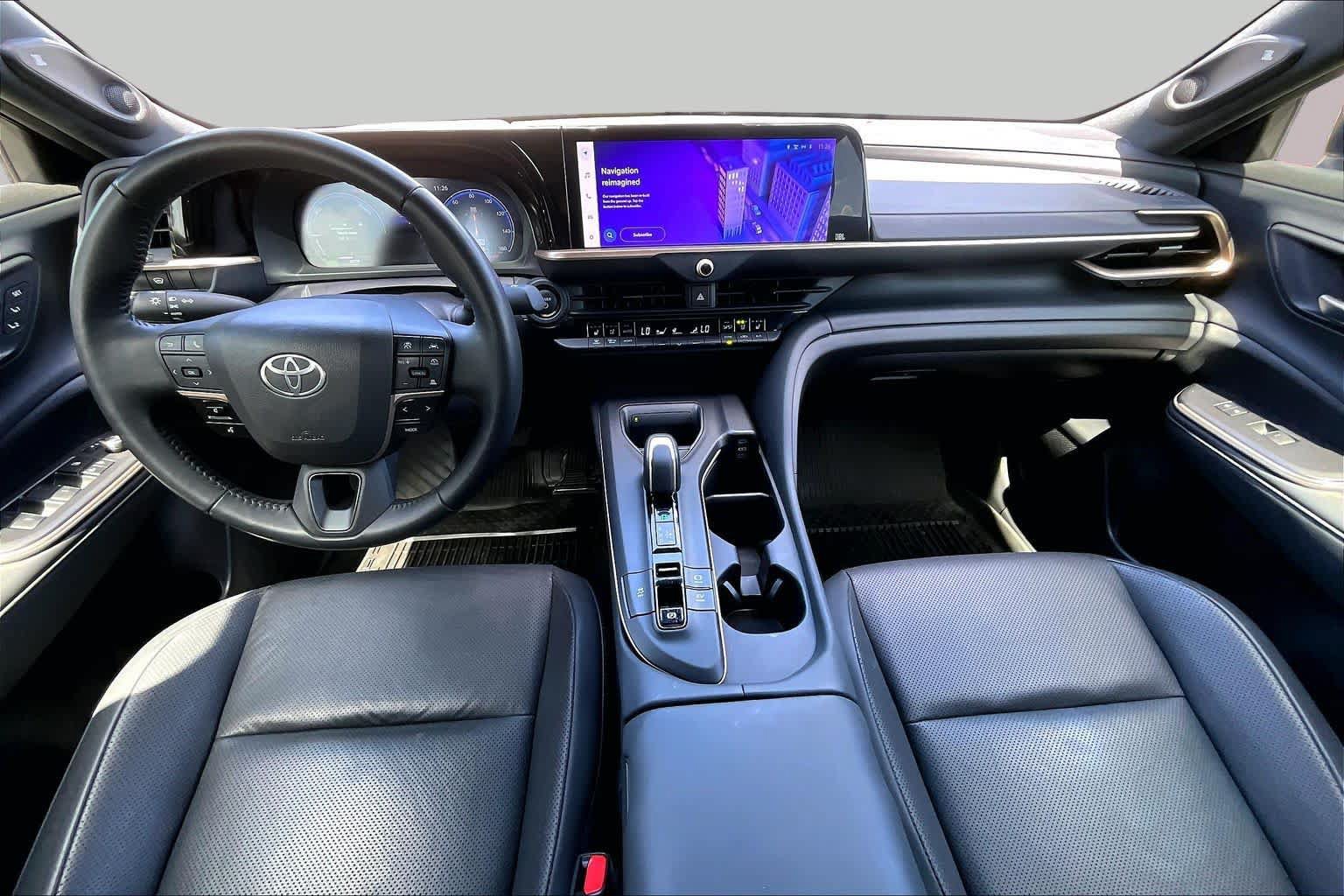 Used 2023 Toyota Crown AWD/4WD image 16