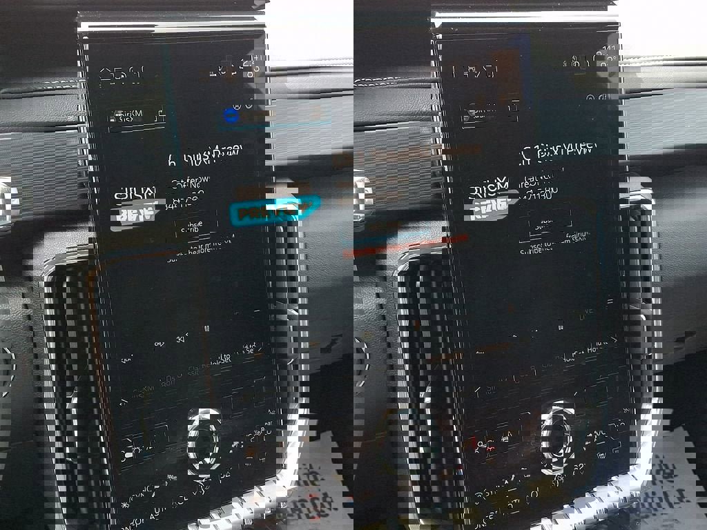 Certified 2024 GMC Acadia Elevation w/ Luxury Package image 18