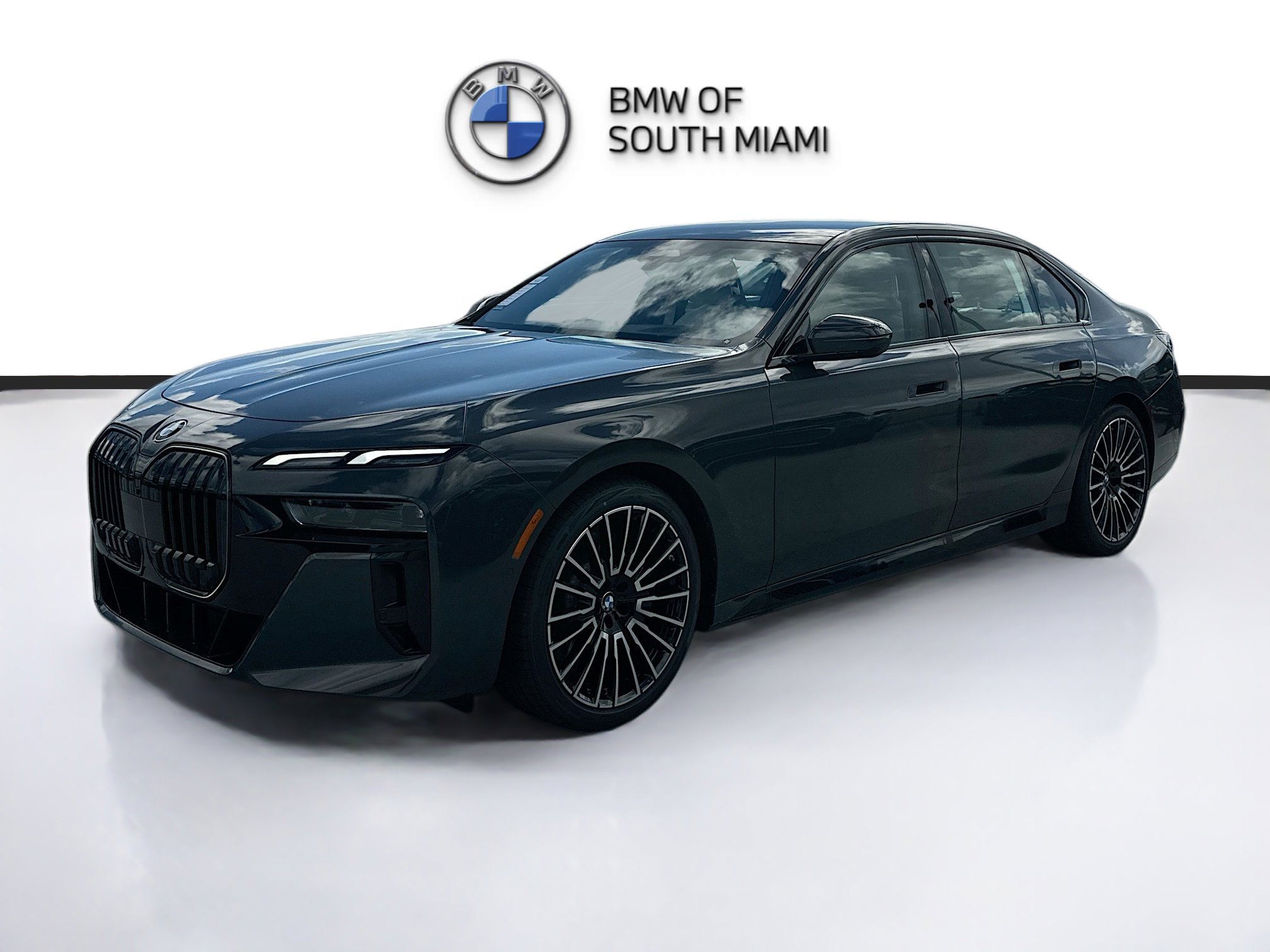 New 2026 BMW 740i w/ Premium Package image 3