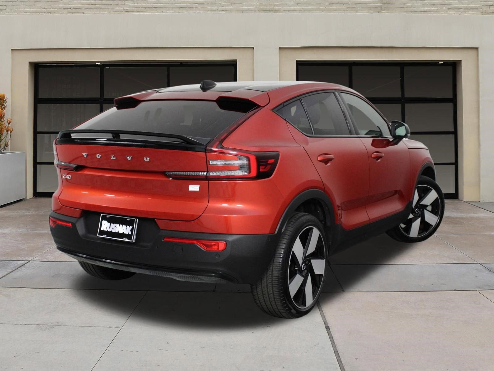 Used 2023 Volvo C40 P8 Recharge Ultimate AWD/4WD image 4