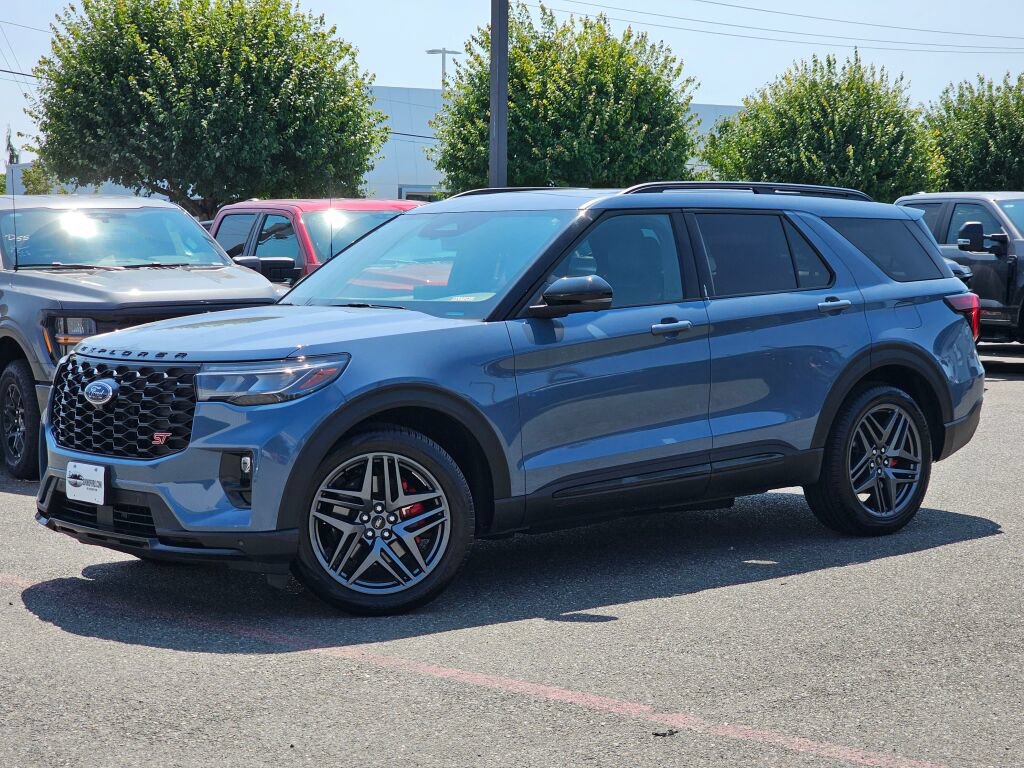 Certified 2025 Ford Explorer ST w/ Sun And Sound Package AWD/4WD image 1