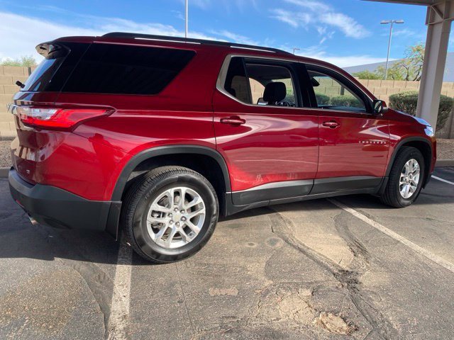 Used 2021 Chevrolet Traverse LT AWD/4WD image 3