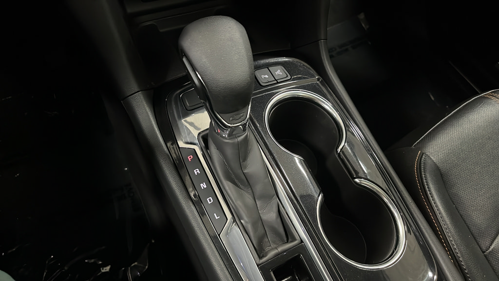 Used 2022 Chevrolet Equinox Premier AWD/4WD image 19