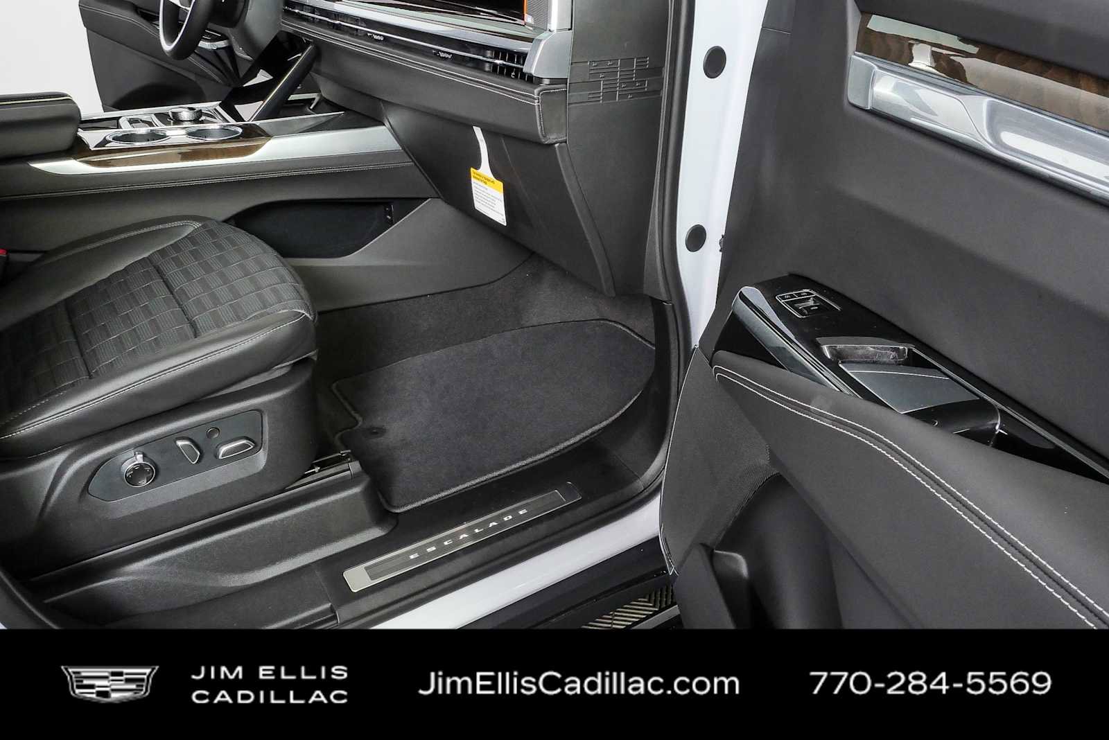 New 2026 Cadillac Escalade Platinum Sport w/ LPO, ONYX Package AWD/4WD image 27