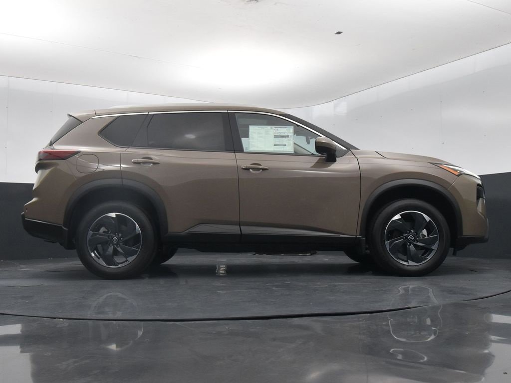 Certified 2025 Nissan Rogue SV w/ SV Premium Package image 29
