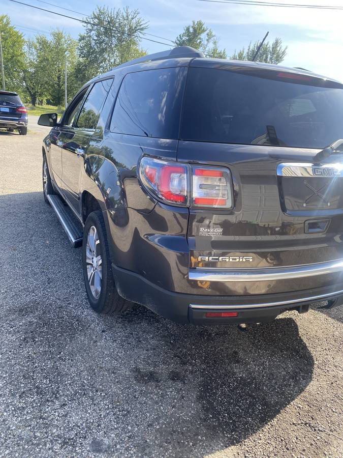 Used 2015 GMC Acadia SLT AWD/4WD image 5