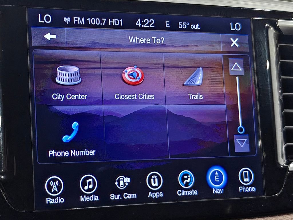 Used 2017 Chrysler Pacifica Limited FWD image 55