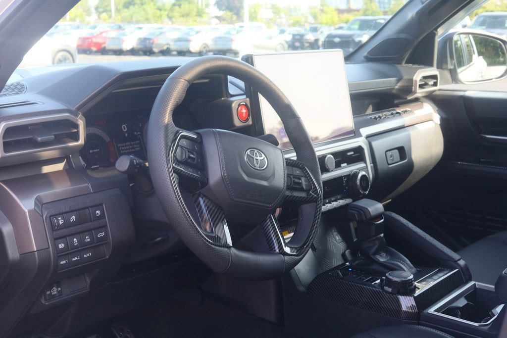Used 2025 Toyota Tacoma TRD Sport w/ TRD Sport Premium Package AWD/4WD image 20