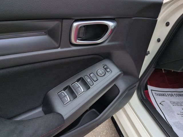 Used 2025 Honda Civic Type R image 11