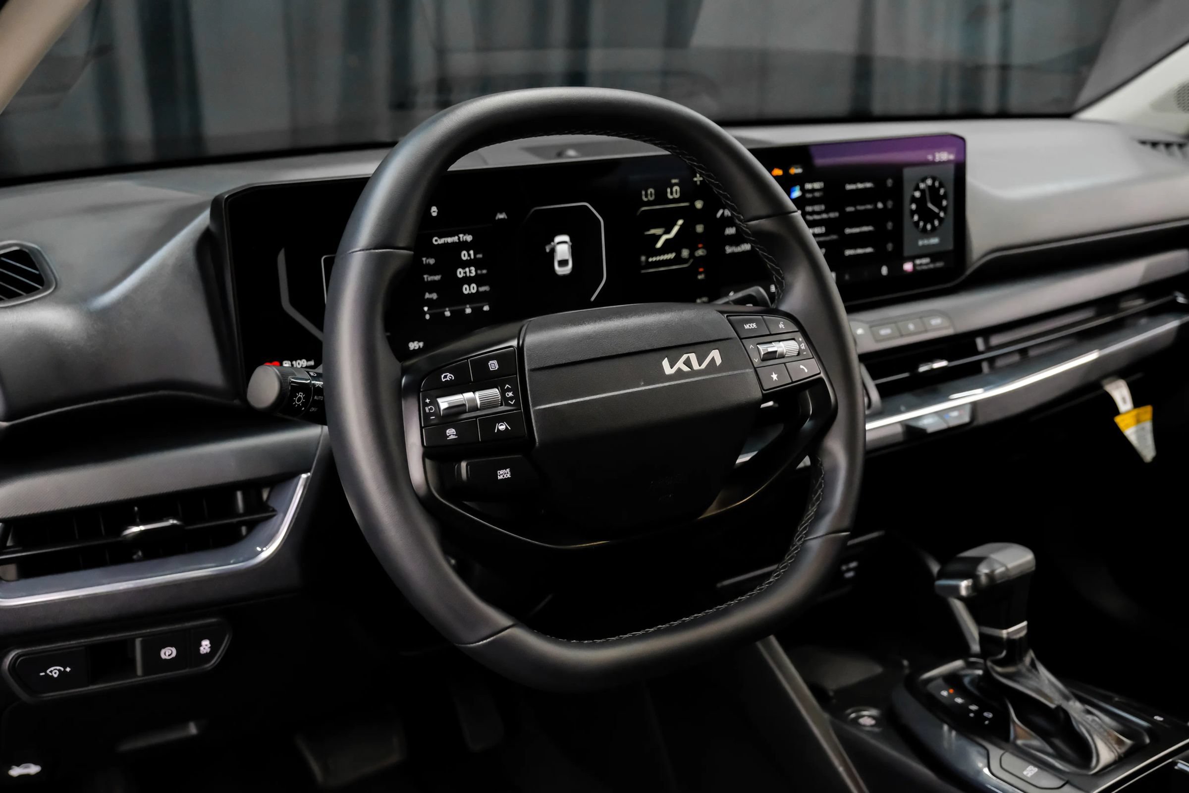 Used 2025 Kia K4 EX FWD image 19