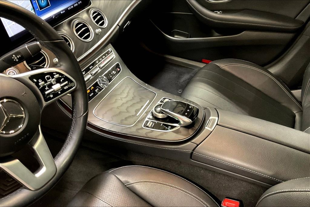 Used 2020 Mercedes-Benz E 350 4MATIC Sedan image 18