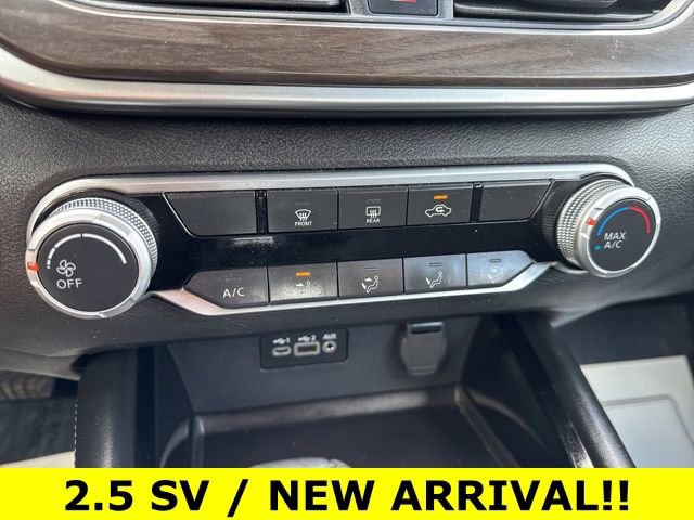 Used 2023 Nissan Altima 2.5 SV image 14