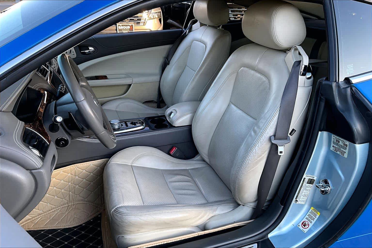 Used 2011 Jaguar XKR R RWD image 7