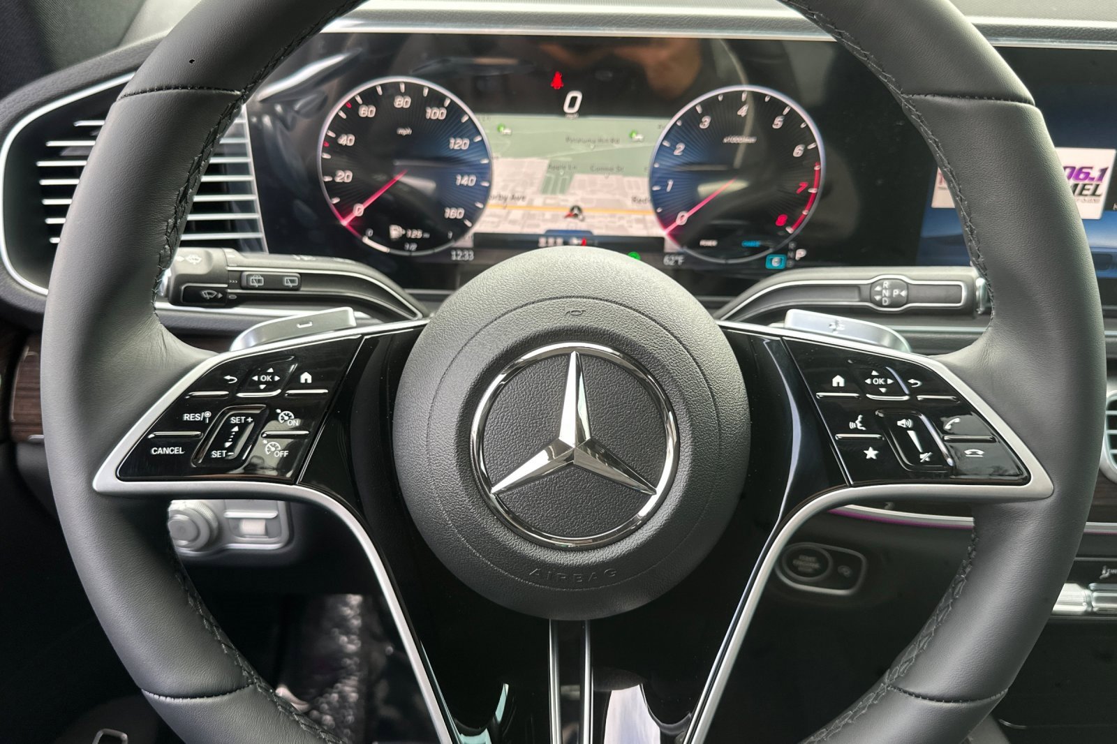 Used 2025 Mercedes-Benz GLE 350 4MATIC image 21