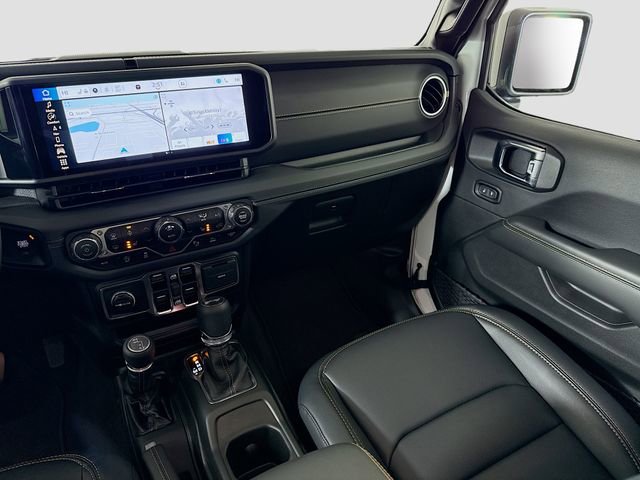 New 2025 Jeep Wrangler Sahara image 22