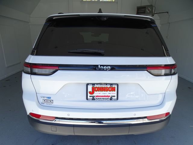 Certified 2023 Jeep Grand Cherokee 4WD 4xe w/ Luxury Tech Group II image 20