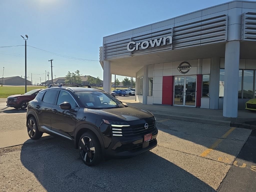 New 2026 Nissan Kicks SR w/ SR Premium Package