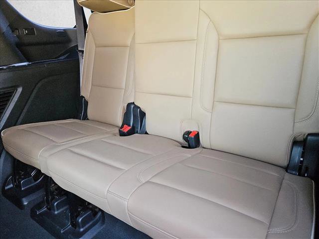 Used 2024 Chevrolet Tahoe Premier w/ Premium Package AWD/4WD image 20