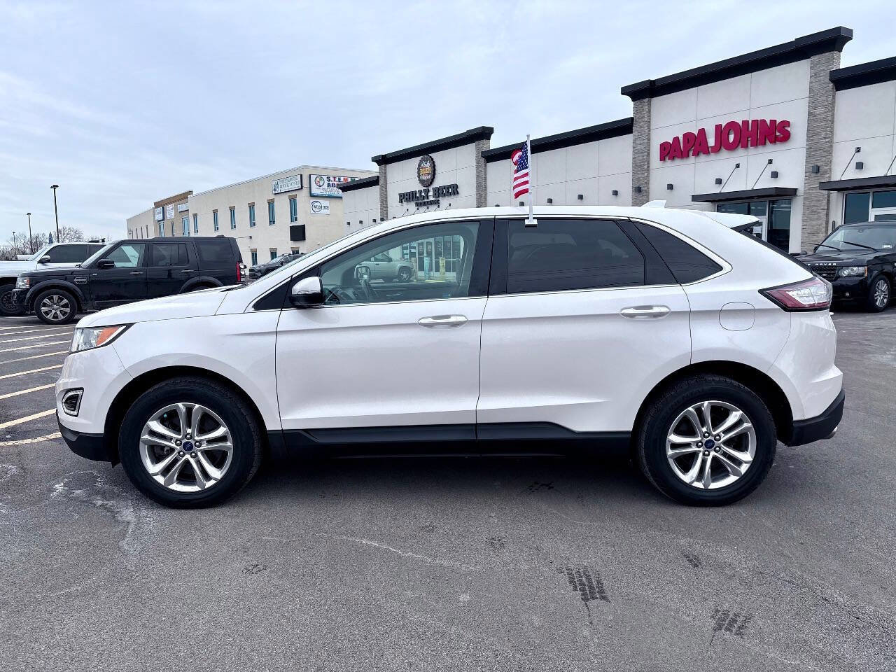 Used 2016 Ford Edge SEL w/ Equipment Group 201A image 3