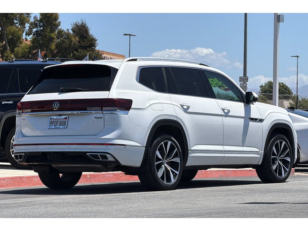 Used 2024 Volkswagen Atlas SEL Premium R-Line AWD/4WD image 4