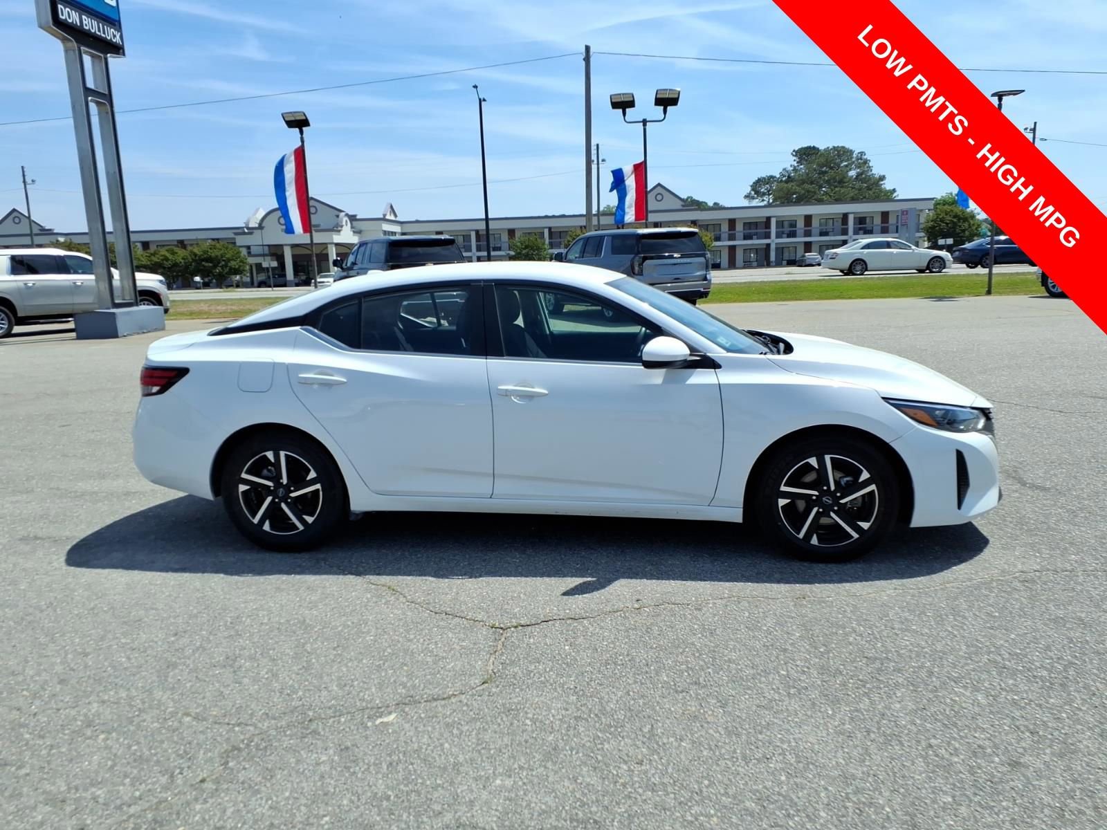 Used 2024 Nissan Sentra SV FWD image 6