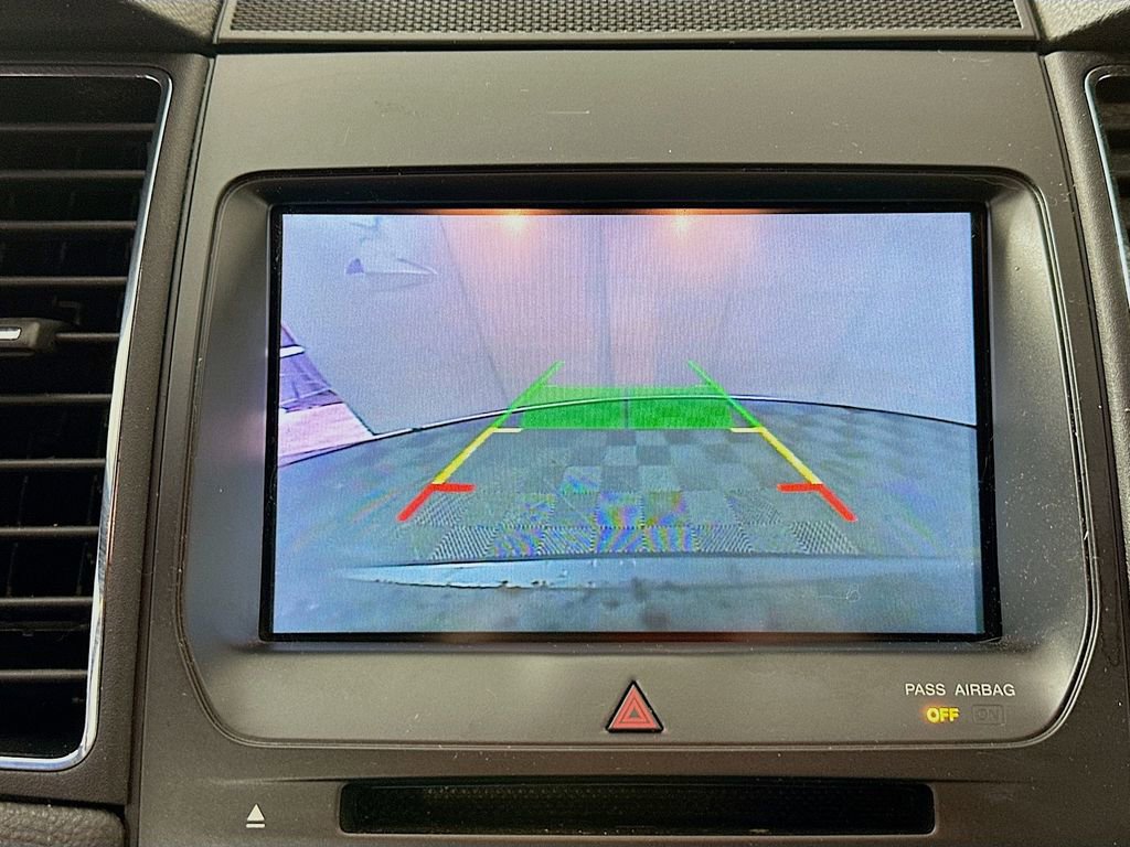 Used 2015 Ford Taurus SEL w/ Equipment Group 201A image 11