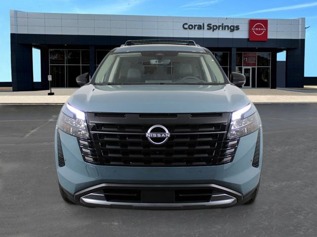 New 2026 Nissan Pathfinder Platinum image 8