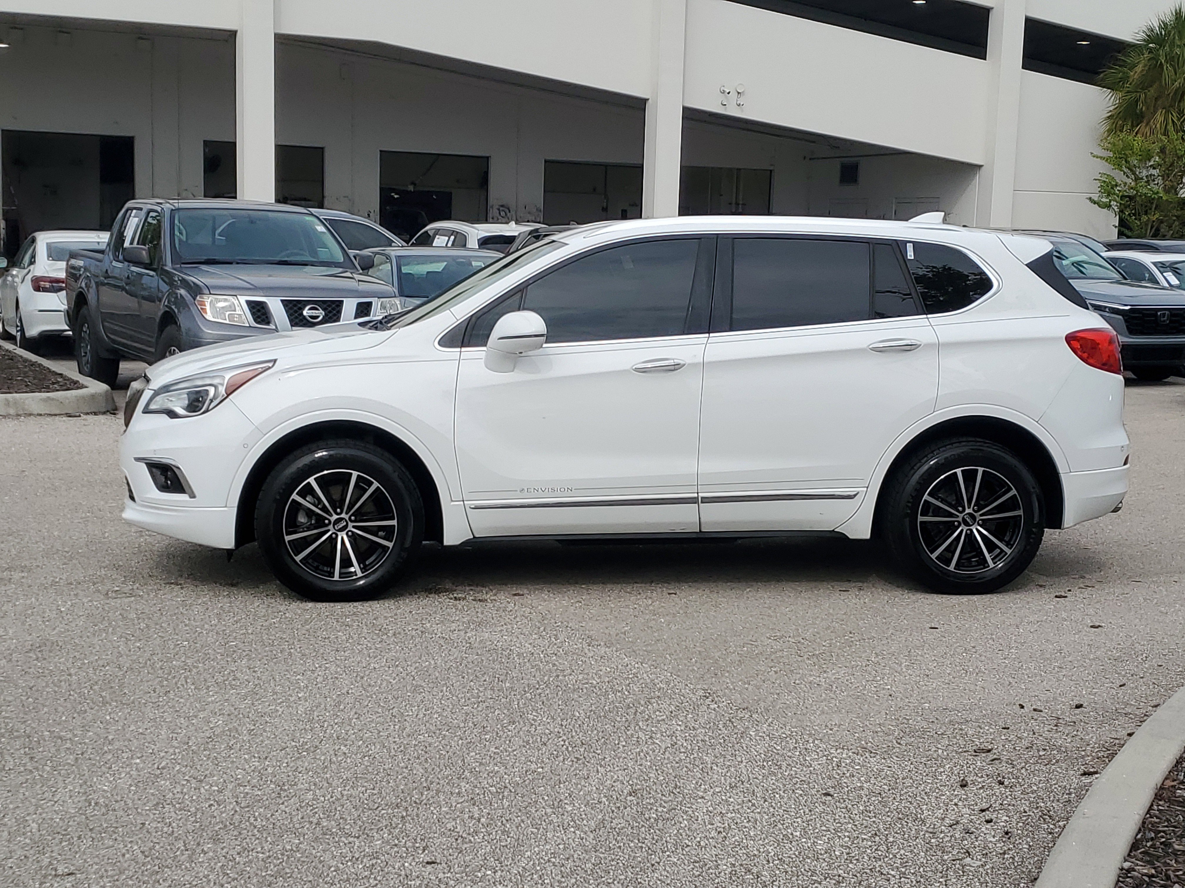 Used 2017 Buick Envision Premium w/ Driver Confidence Package image 7