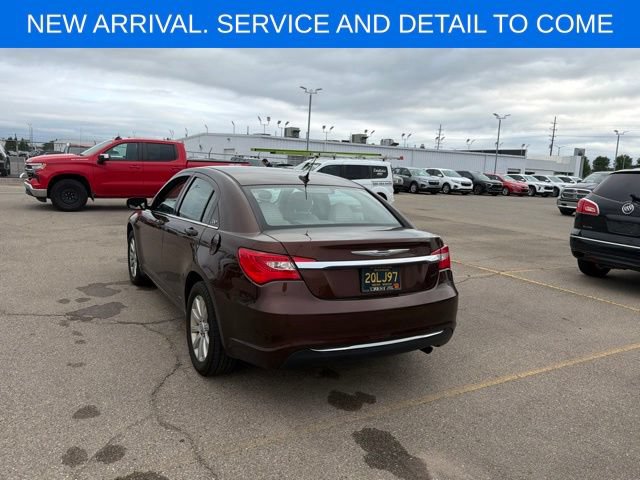 Used 2012 Chrysler 200 Touring w/ Cold Weather Group FWD image 10