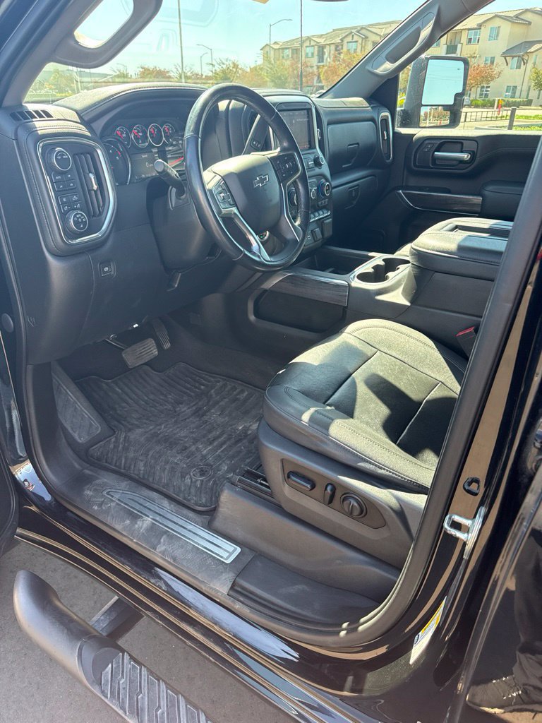Used 2021 Chevrolet Silverado 2500 LTZ w/ LTZ Plus Package AWD/4WD image 6