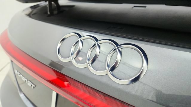 Used 2023 Audi e-tron GT Premium Plus AWD/4WD image 37
