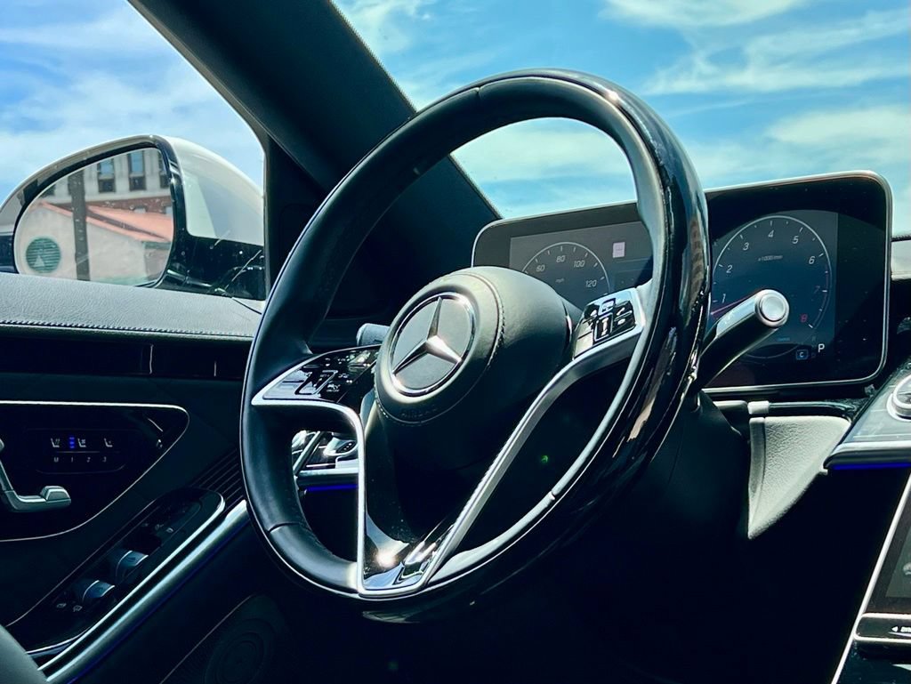 Certified 2022 Mercedes-Benz S 500 4MATIC image 21