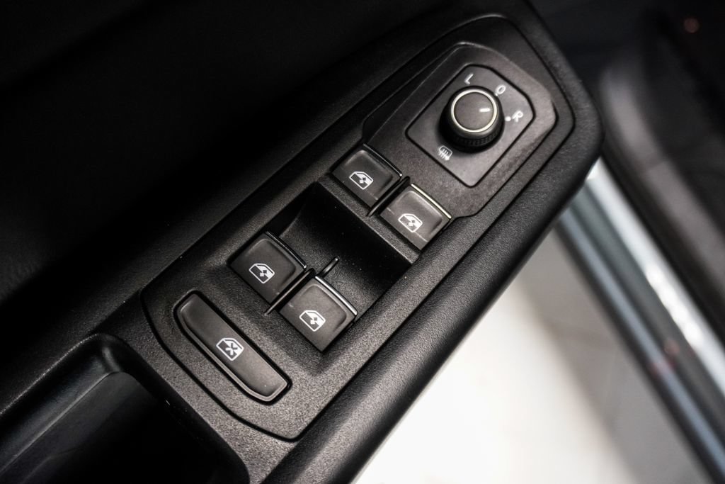 Used 2019 Volkswagen Atlas SE w/ Towing Package FWD image 20