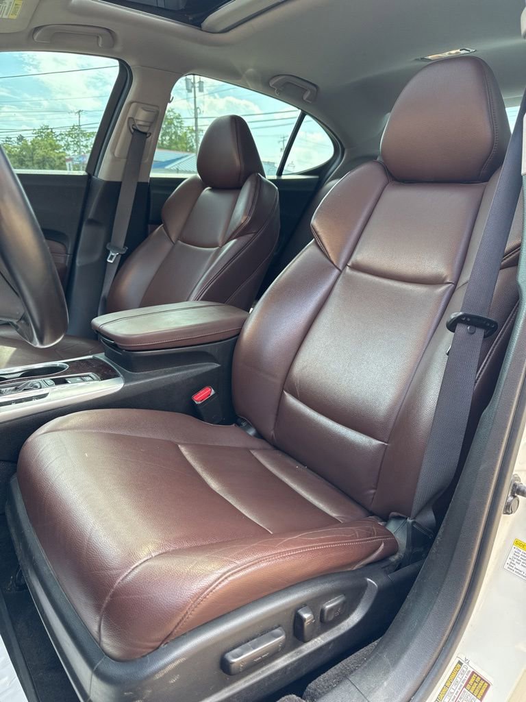 Used 2017 Acura TLX FWD image 22