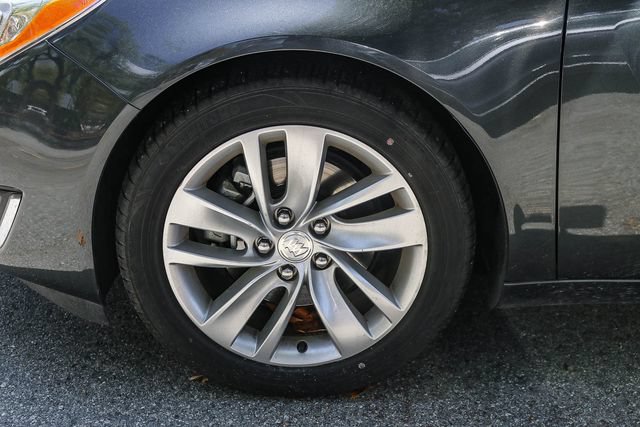 Used 2017 Buick Regal Premium w/ Driver Confidence Package #1 FWD image 8