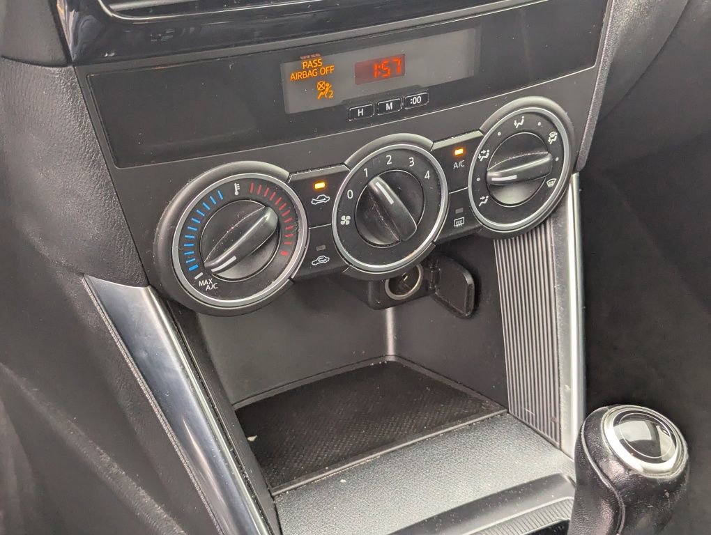 Used 2014 MAZDA CX-5 Touring image 25